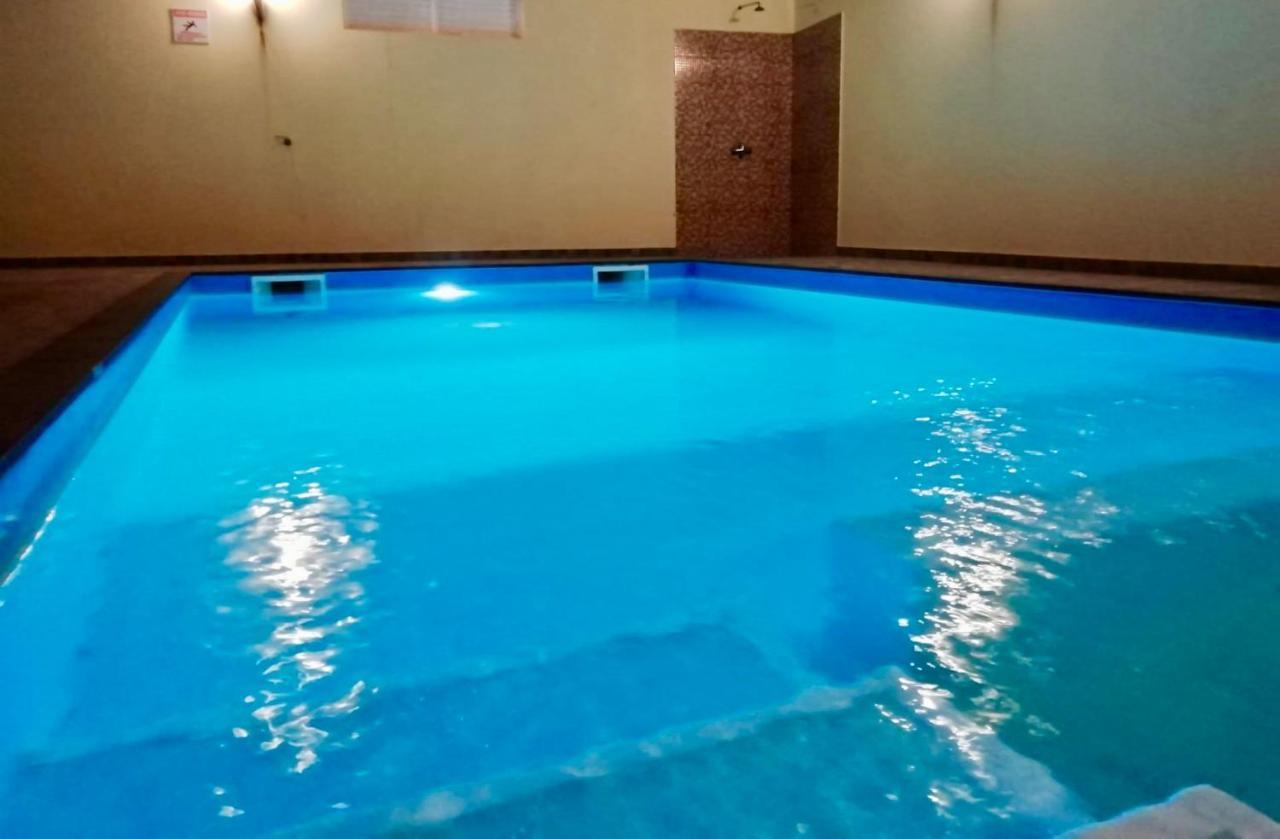 Apartamento Casa Da Relva Com Piscina Aquecida Interna Arco da Calheta  Exterior foto